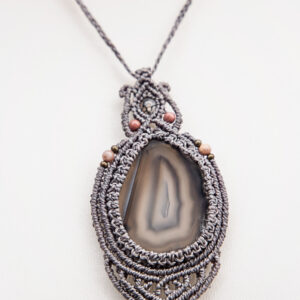 Naszyjnik z plastrem agatu